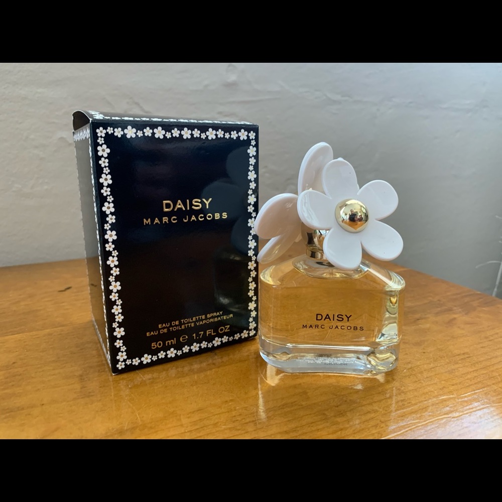 DAISY By Marc Jacobs